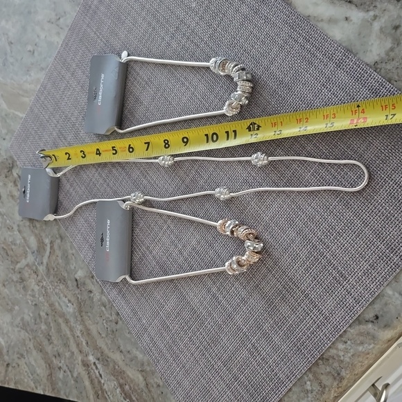 LIZ CLAIBORNE WOMEN'S FASHION JEWELRY BUNDLE OF 3 NECKLACES - Picture 6 of 13